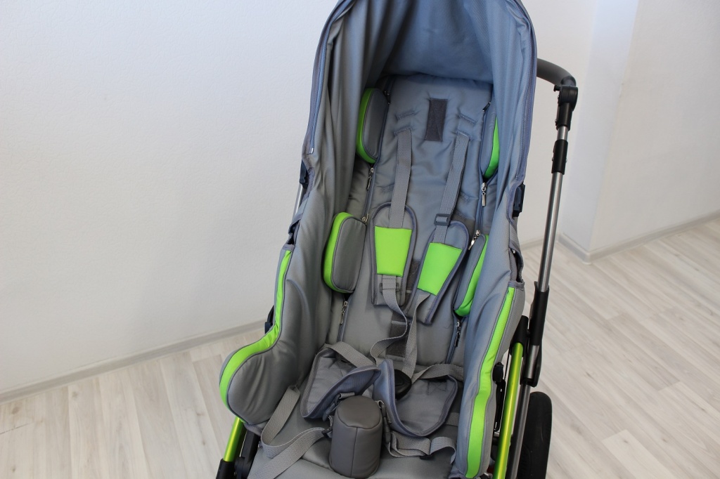 Коляска «Мева», элементы поддержки ребенка 